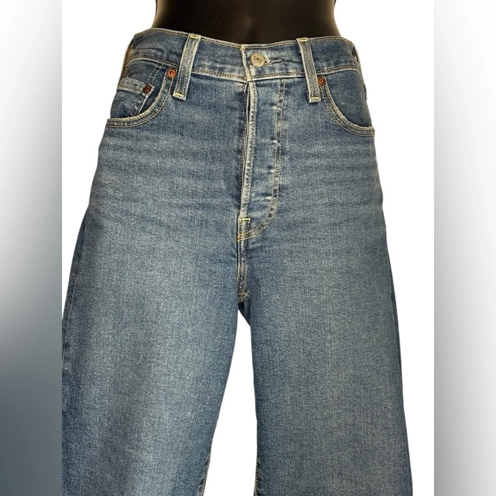 Levis Premium Womens Ribcage Straight Denim Jeans Blue High Waist Straight sz 25